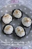 Pitorrini al cioccolato con crema al mascarpone ( senza uova)