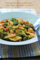 Maltagliati allo zafferano con ragù di seppie e piselli