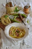 TAGLIOLINI CON FAVE E PECORINO