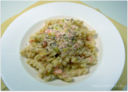 FUSILLI CON PORRI E SALMONE
