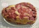 Torta rovesciata di fragole e mandorle