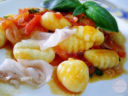 Gnocchi al Sugo ricco con Lardo di Colonnata