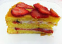 DOLCE ESTIVO CON FRAGOLE E RICOTTA