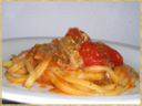 Pincinelle con pomodorini, guanciale di Bassiano e pistacchi