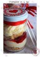 Cupcake in a jar in Red e tanti auguri a me!