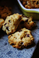 Cookies con avena, cioccolato, mandorle e burro di noccioline