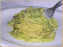 Spaghetti con purea ai due broccoli