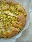 Torta di pere e granella di pistacchio / Pear cake with chopped pistachio nuts