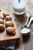 Frittelle di Carnevale / Italian Carnival fritters