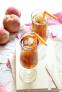 {Bollicine! } atto II: di pesche e...