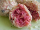 Canederli di rape rosse
