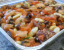 Insalata di polipo e gamberi con fagioli e pomodori
