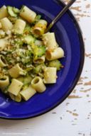 Mezzi rigatoni con zucchine e colatura di alici