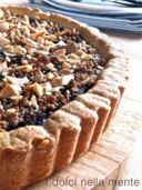 Crostata al cioccolato, amaretti e mandorle