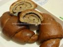 Cornetti integrali con cioccolato e sciroppo d'acero