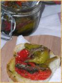 Friggitelli sott’olio con alici
