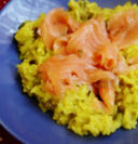 Risotto salmone piselli zafferano