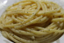 Bucatini cacio e pepe, al parmigiano, metodo Colonna