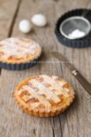 Pastiera napoletana e Brioche di Pasqua in versione mini....e i miei AUGURI!