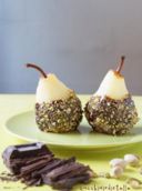 Ricetta delle pere con cioccolato e pistacchi, la frutta per le feste