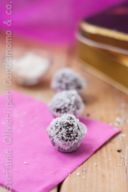 Palline di ricotta e cocco, facili, veloci e con soli 4 ingredienti!