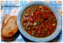 Lenticchie al curry con peperoni e zucchine