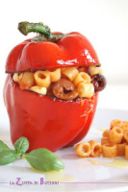 Peperone ripieno di pasta e ...libera uscita!!!
