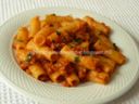 Tortiglioni con sugo alla salamella calabrese