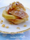 Briosche con mele caramellate e cannella