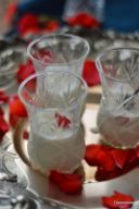 LASSI ALLO SCIROPPO DI ROSE