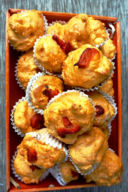 Muffin salati al gusto di pizza