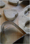 Sono per il Valentine's Day gli scones formaggio ed erbe aromatiche