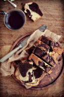 Torta bicolore con cioccolato / Double color cake with chocolate