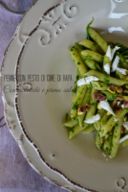 Ricetta penne con pesto di cime di rapa, pistacchi e primo sale