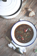 Zuppa di lenticchie al pomodoro Corbarino, origano e timo