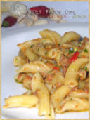 Penne ricce con pesto di pomodori secchi e pistacchi