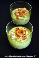 Verrine con crema di lattuga , pancetta croccante e cipolla in saor