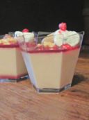 Panna cotta salata al cavolfiore, castagne, gorgonzola e lacca alla melagrana