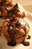 Muffins con zucchero di canna e nocciole
