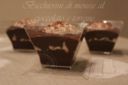 BICCHIERINI DI MOUSSE AL CIOCCOLATO E TORRONE