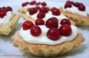 Tartellette allo sciroppo d'acero con crema, ribes e....sciroppo d'acero!