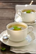 Zucchine, erbe aromatiche e una tazzina...
