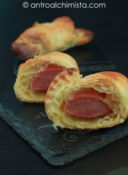 Cornetti di Pasta Sfoglia con Wurstel e Senape
