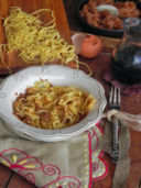 TAGLIOLI CON RAGU' AL FORNO