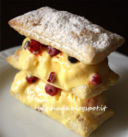 mini millefoglie con crema al mascarpone e frutti di bosco
