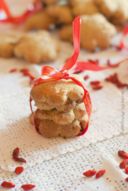 Biscotti integrali con bacche di goji,ricetta senza burro e senza lievito