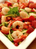 Insalata di fragole zucchine e gamberi