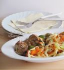 Contorno con carciofini grigliati e olive verdi