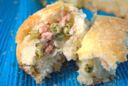 Danubio rustico salato con pisellini e prosciutto e lievito madre
