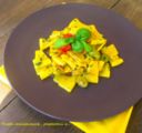 Pasta con melanzane, peperoni e...quel piccolo tocco in più